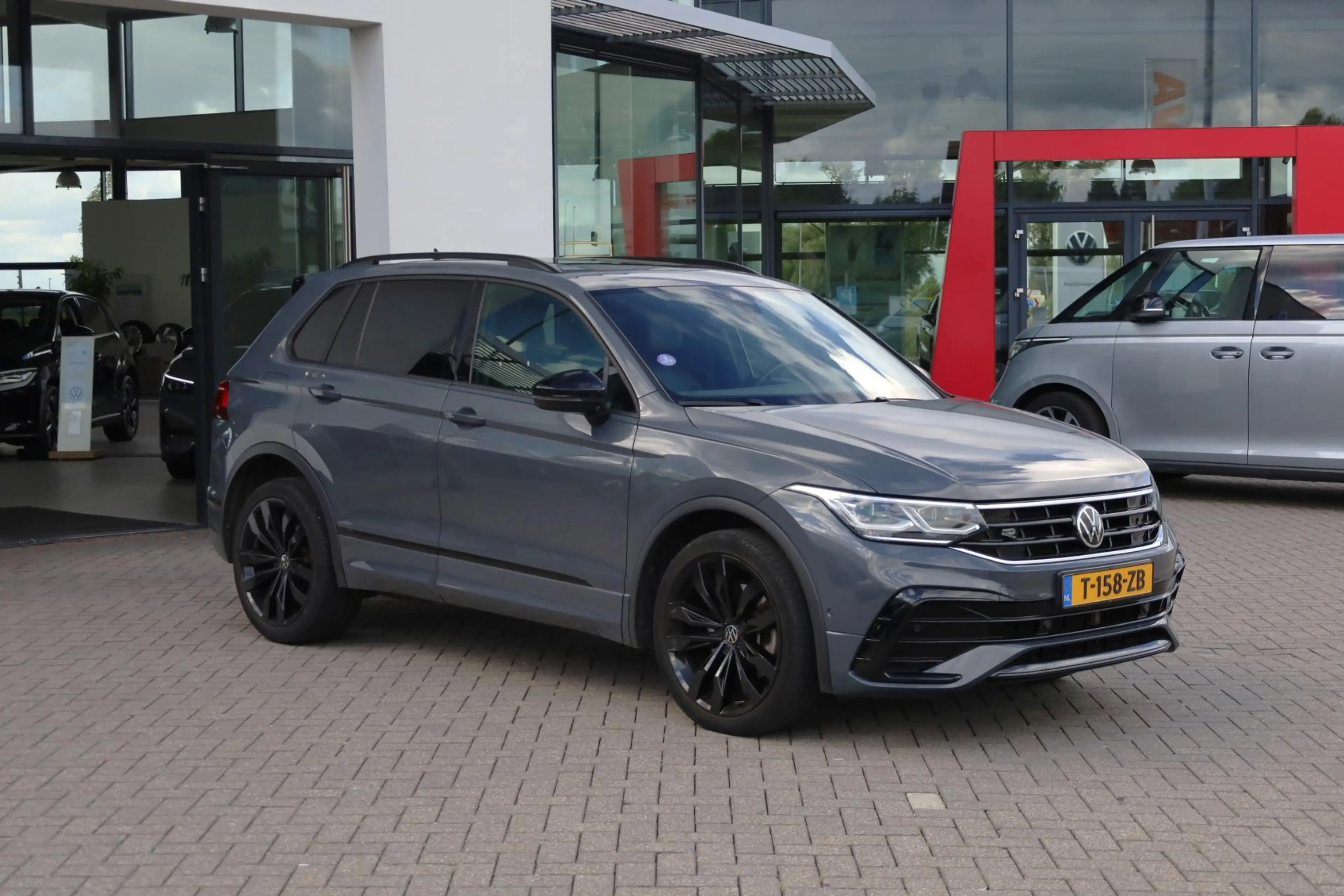 Volkswagen Tiguan 1.4 TSI eHybrid R-Line Business+ 245PK / 180kW DSG — photo 7