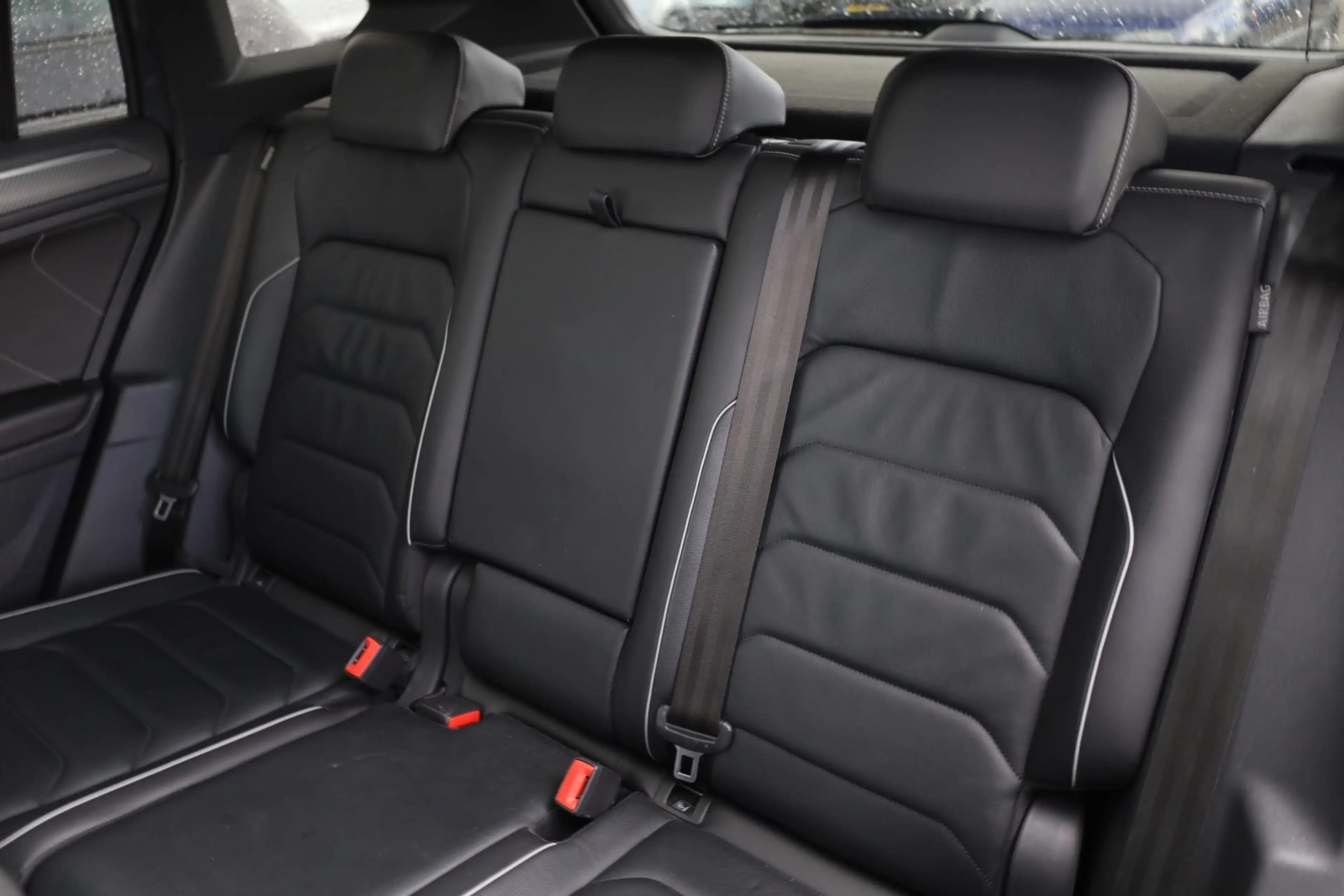 Volkswagen Tiguan 1.4 TSI eHybrid R-Line Business+ 245PK / 180kW DSG — photo 40