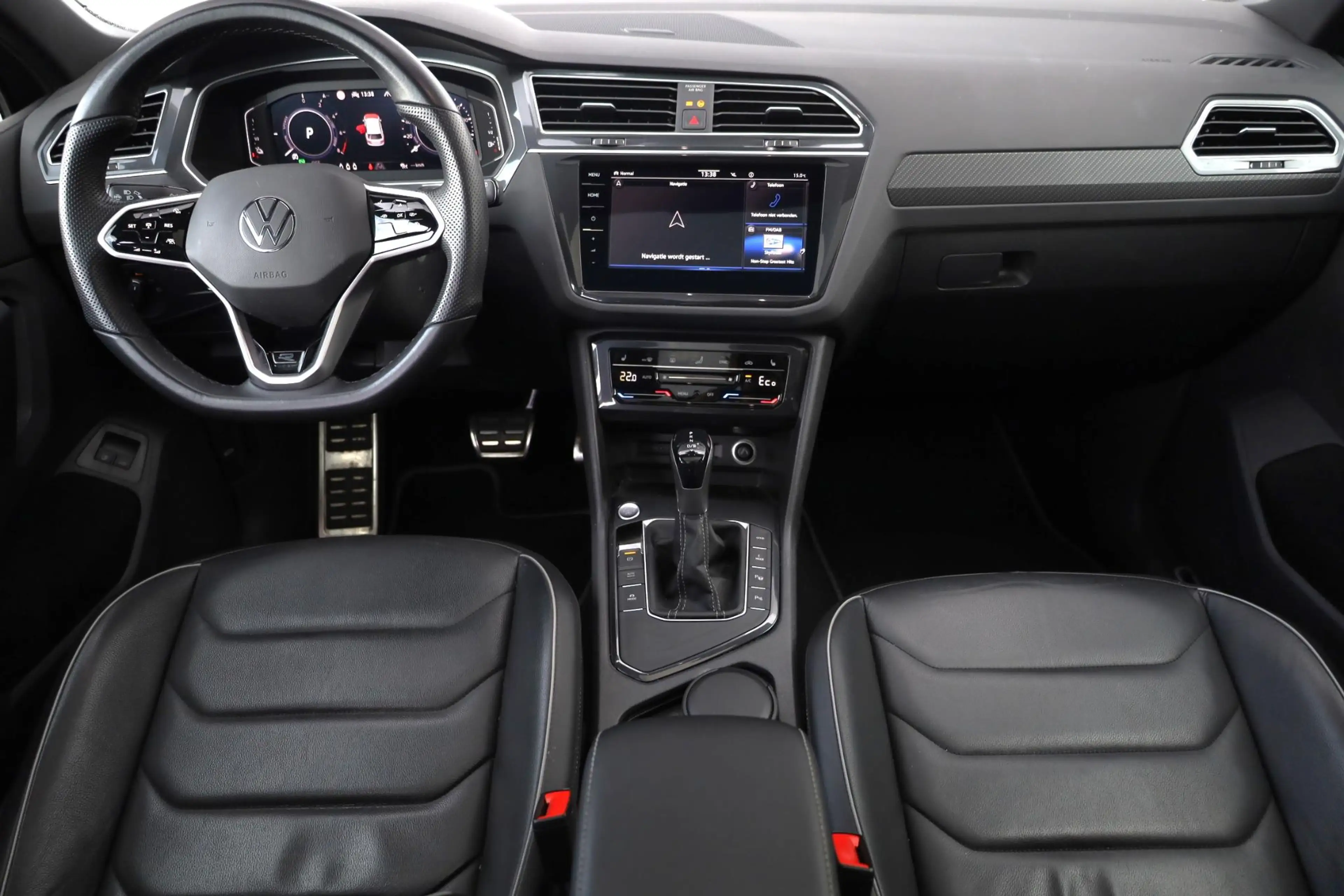 Volkswagen Tiguan 1.4 TSI eHybrid R-Line Business+ 245PK / 180kW DSG — photo 2