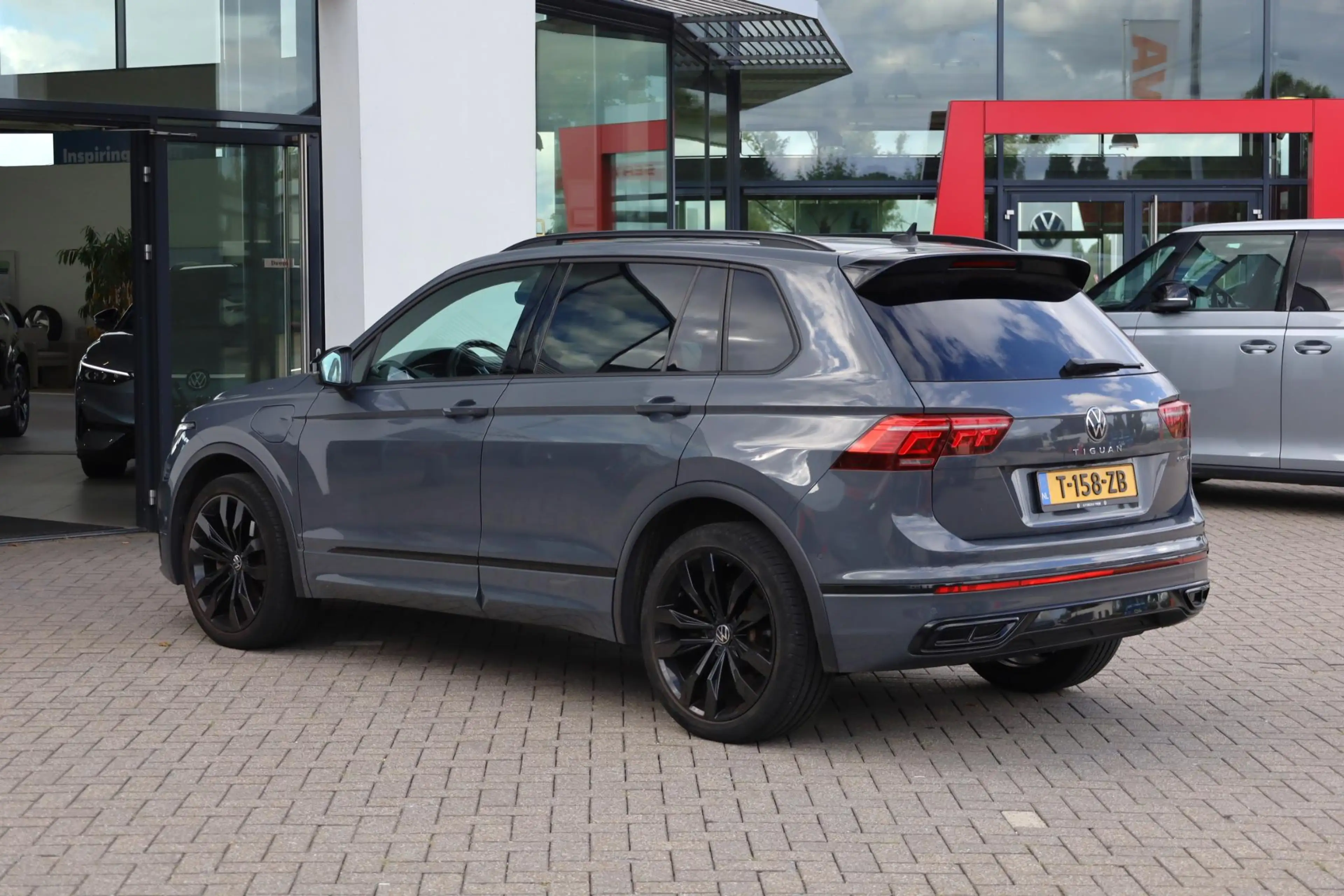Volkswagen Tiguan 1.4 TSI eHybrid R-Line Business+ 245PK / 180kW DSG — photo 8