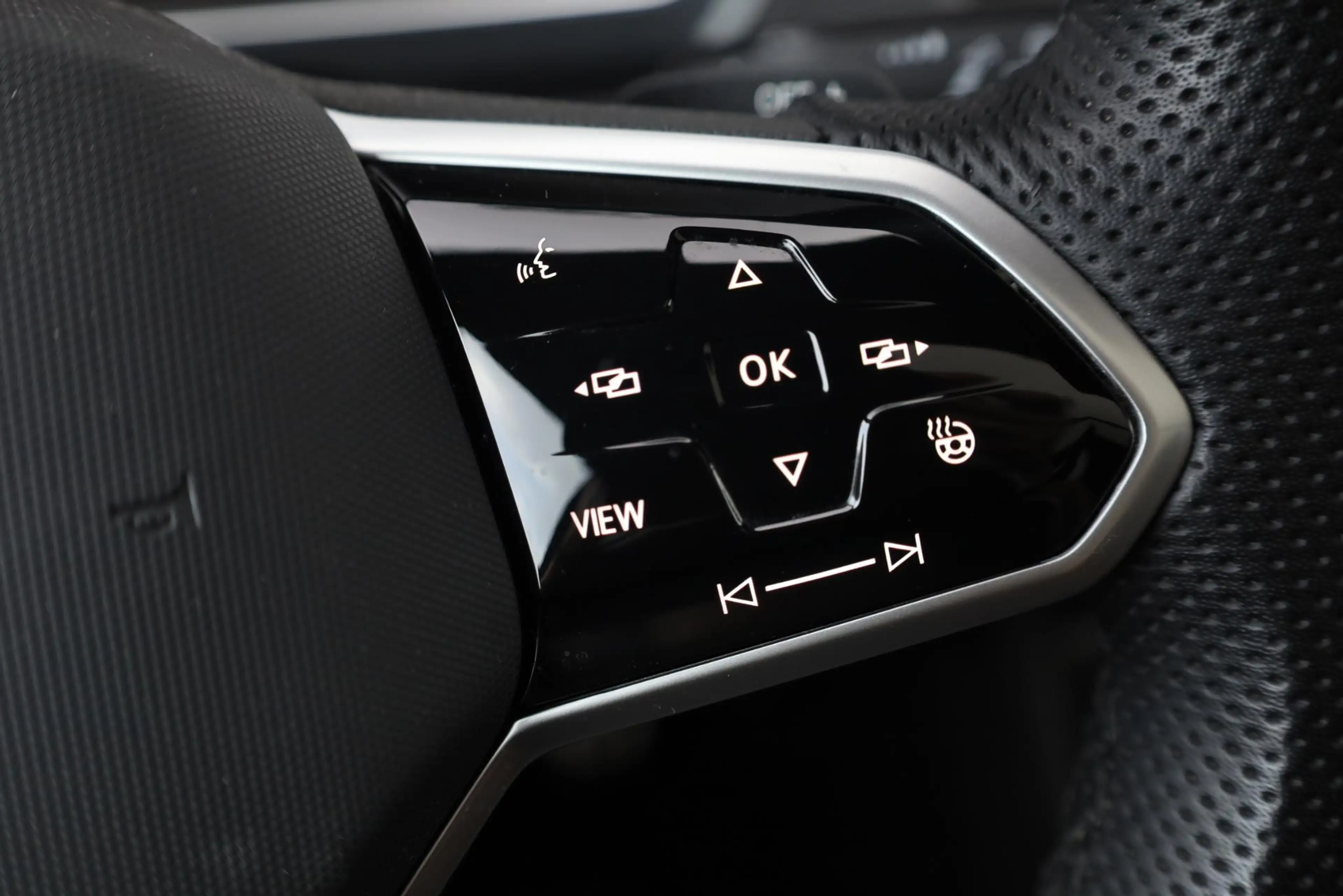 Volkswagen Tiguan 1.4 TSI eHybrid R-Line Business+ 245PK / 180kW DSG — photo 21