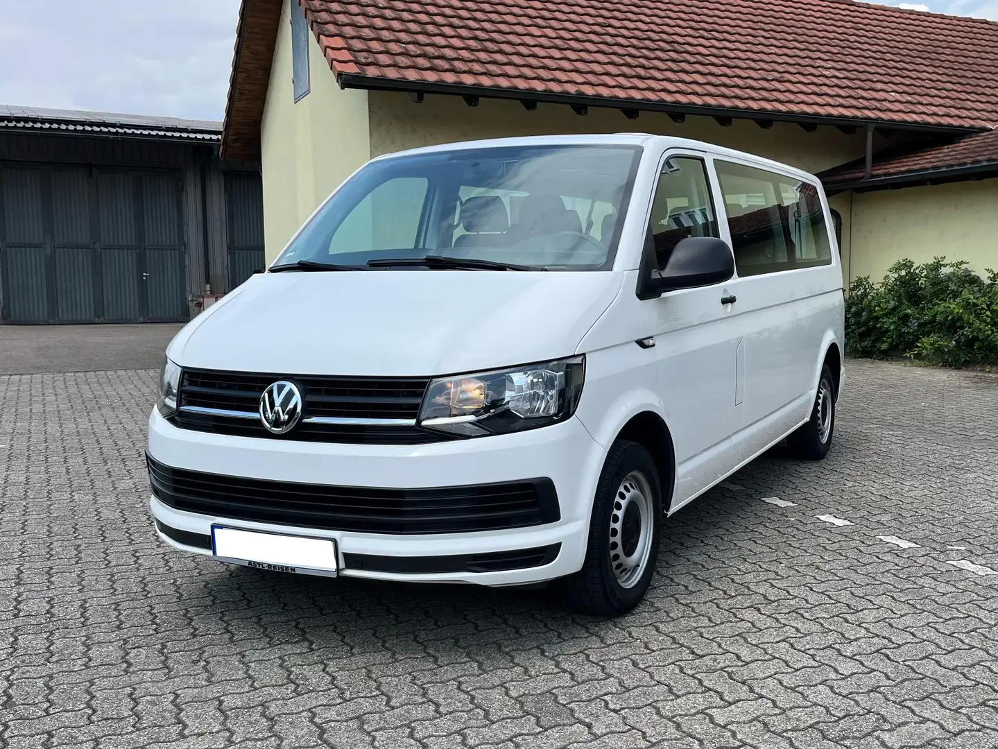 Volkswagen T6 Caravelle Lang 9 Si Blanc - 1