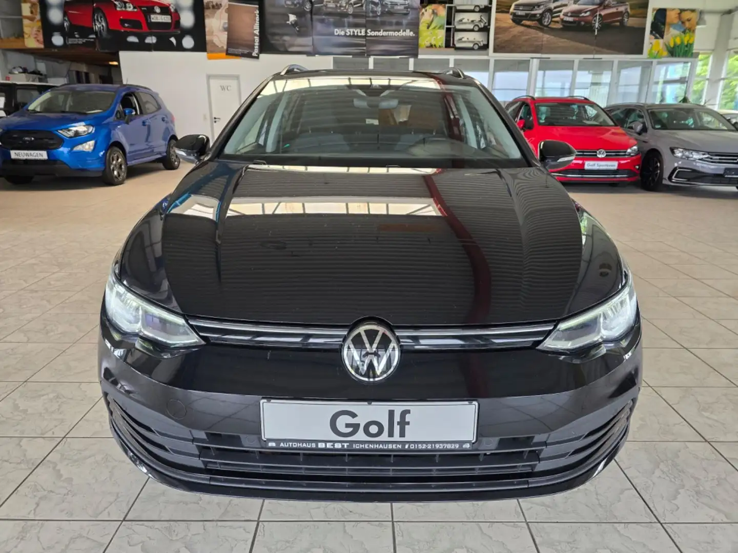Volkswagen Golf VIII Variant Life LED 4xSHZ NAVI Standheiz. Schwarz - 2