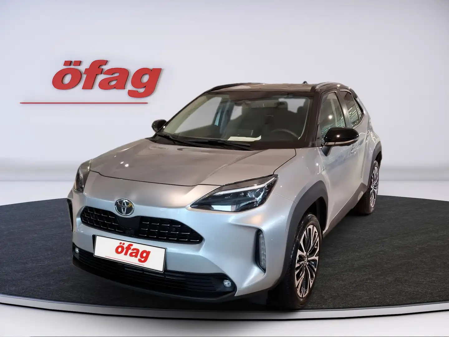 Toyota Yaris Cross 1.5 Hybrid Style AWD-i Aut. ALLRAD Silber - 2