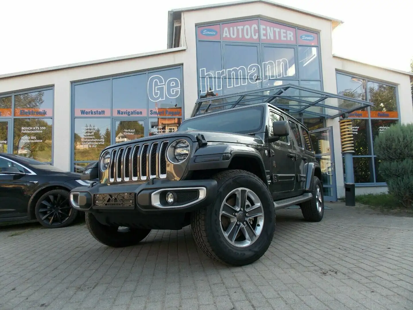 Jeep Wrangler 2.0 T-GDi Unlimited Sahara"Leder"Sitz u. Lenkradhe Grau - 1