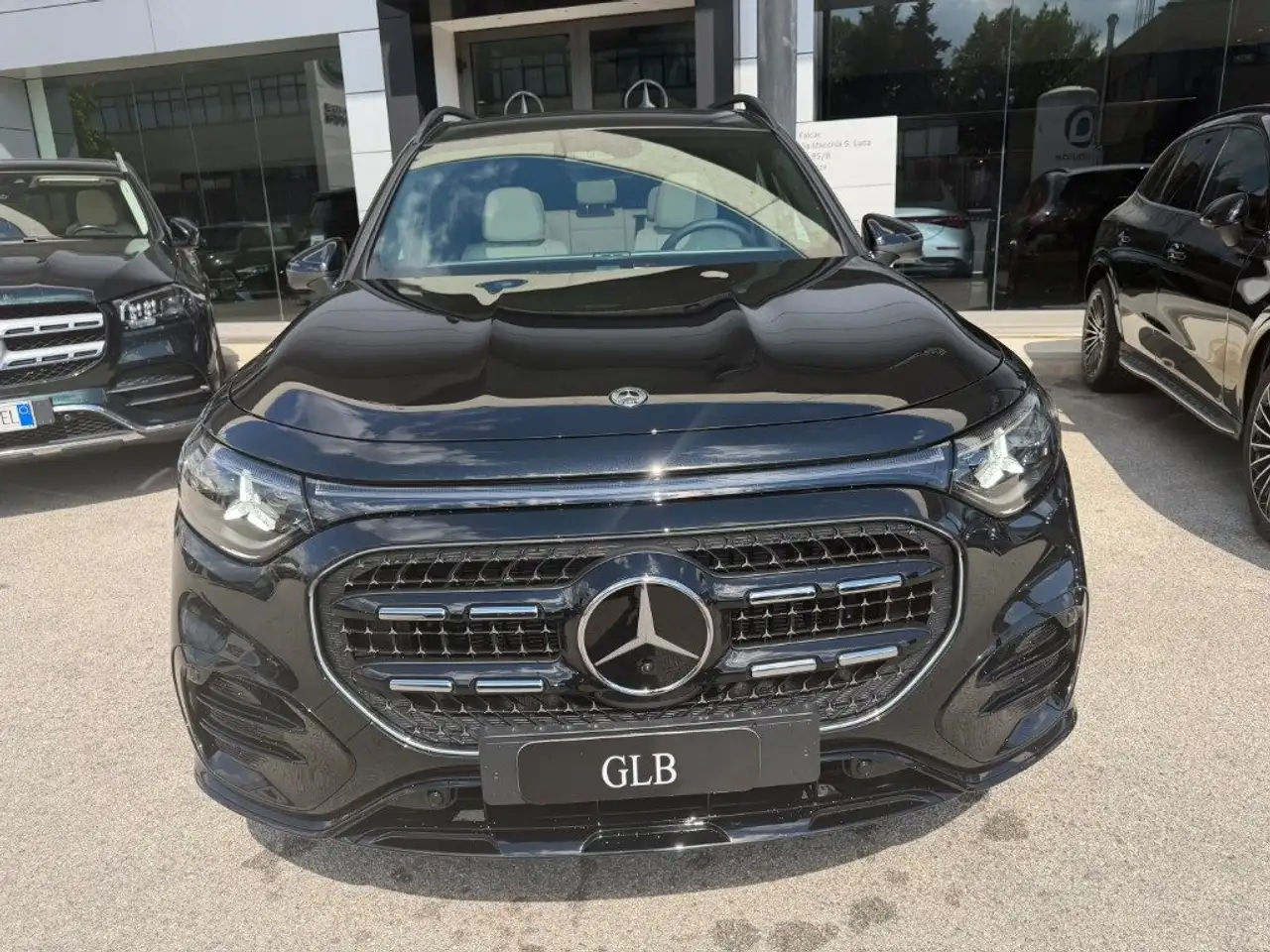 Mercedes-Benz GLB 2026