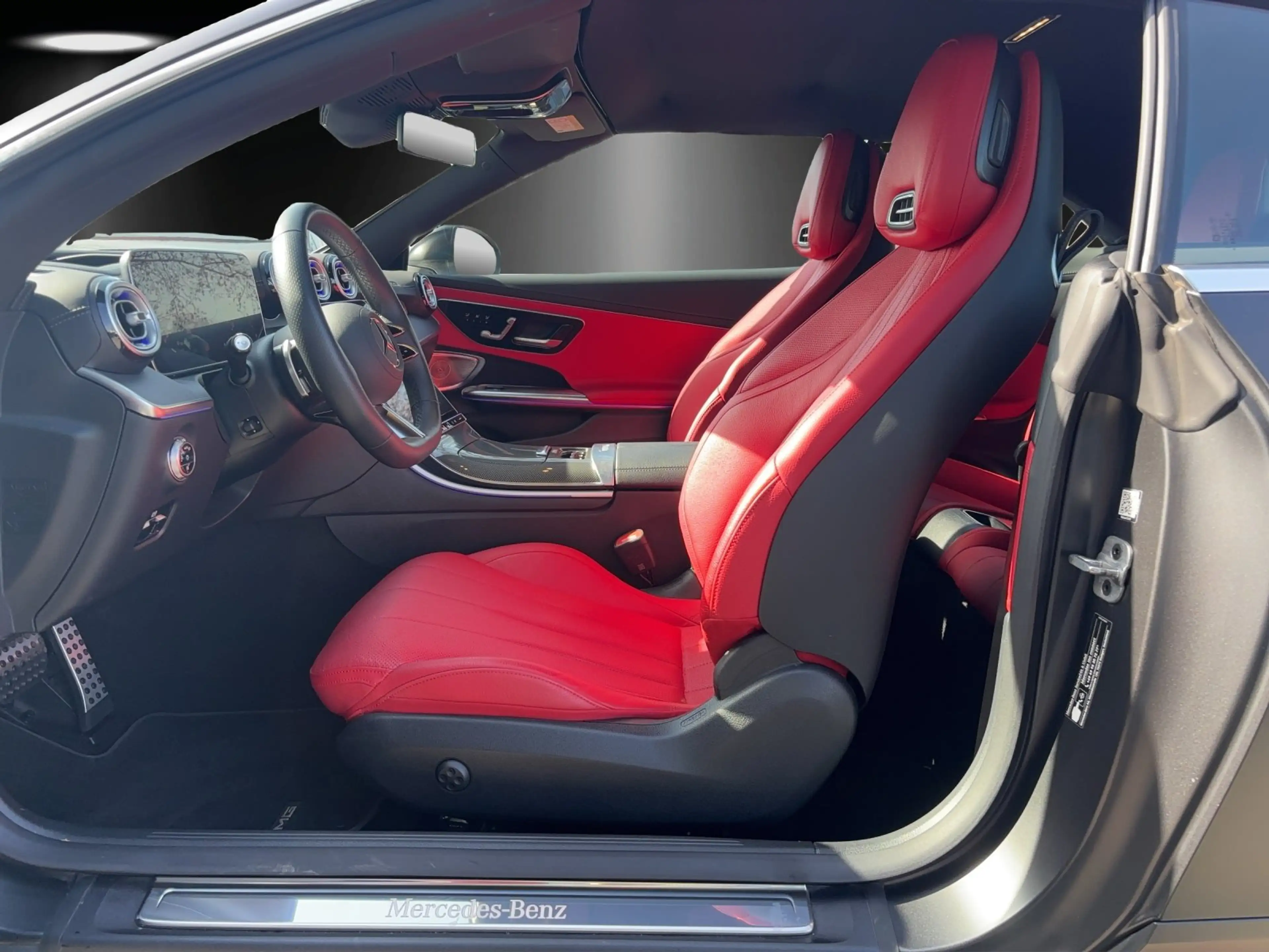 Mercedes-Benz CLE 450 Cab AMG Prem+ MAGNO Standhzg AHK Sitzkli — photo 8