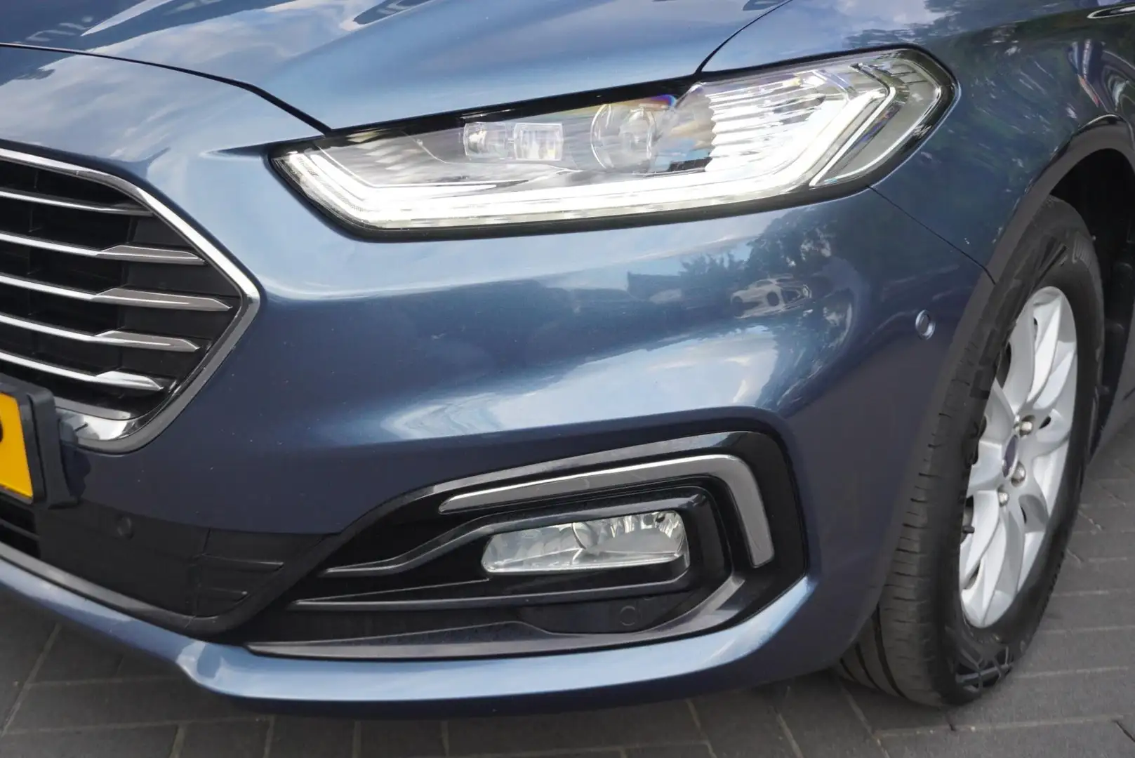Ford Mondeo Wagon 2.0 IVCT HEV Titanium Aut/Cruise/Camera/Navi Blauw - 2