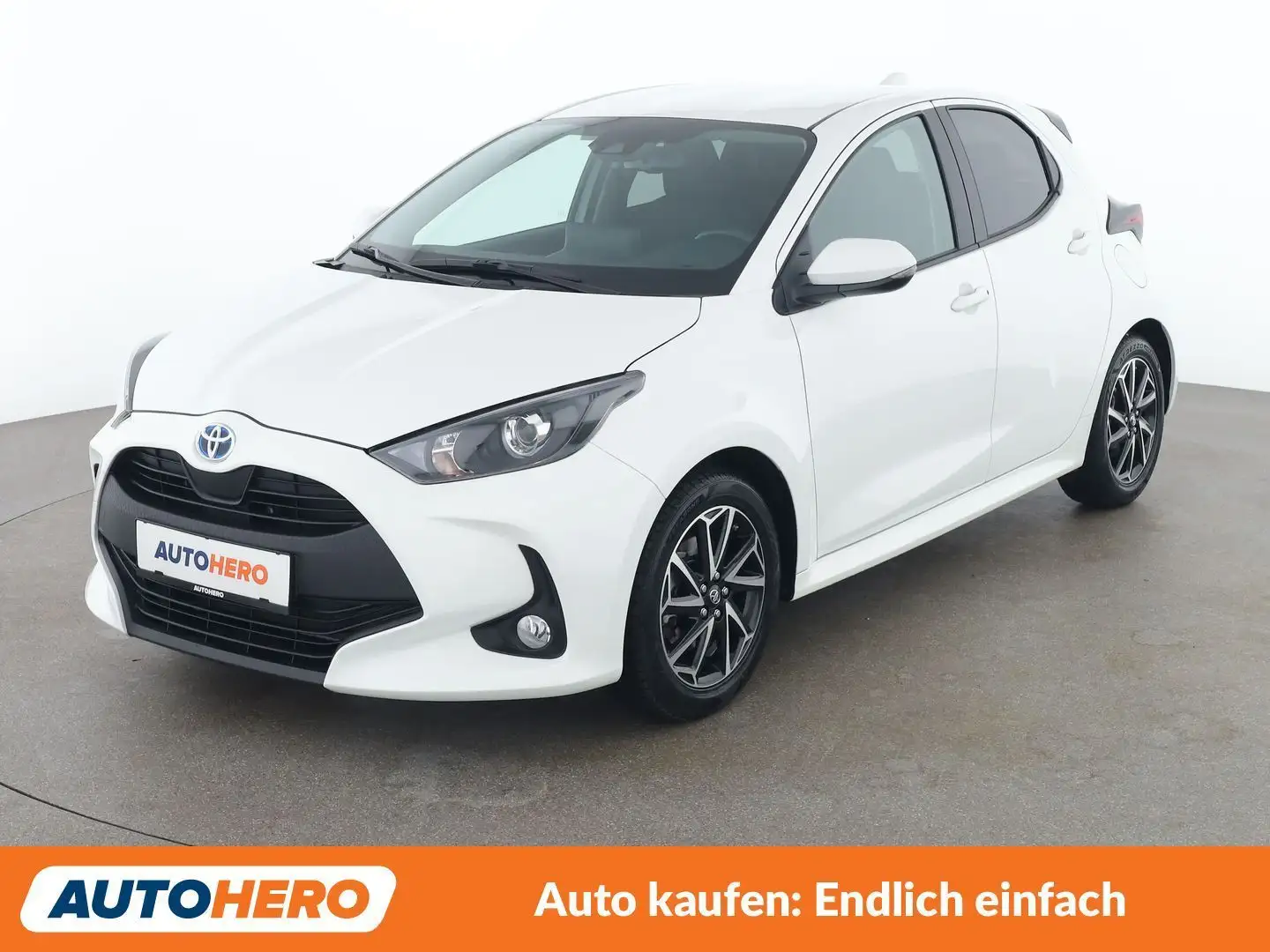 Toyota Yaris 1.5 Hybrid Active Drive Weiß - 1