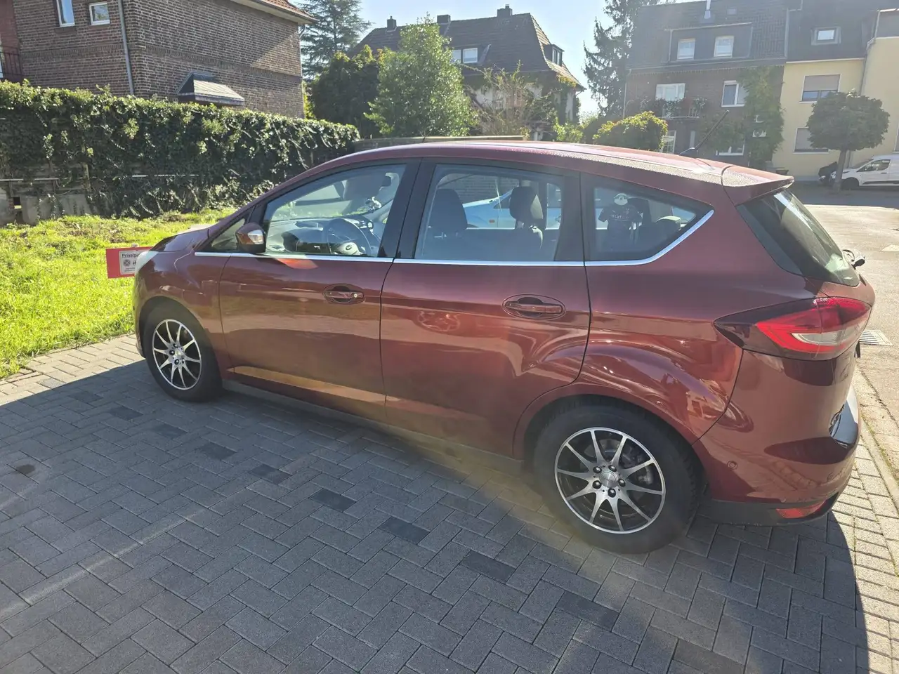 Ford C-Max C-MAX 1.5 EcoBoost Start-Stop-System Titanium — photo 1 of 11