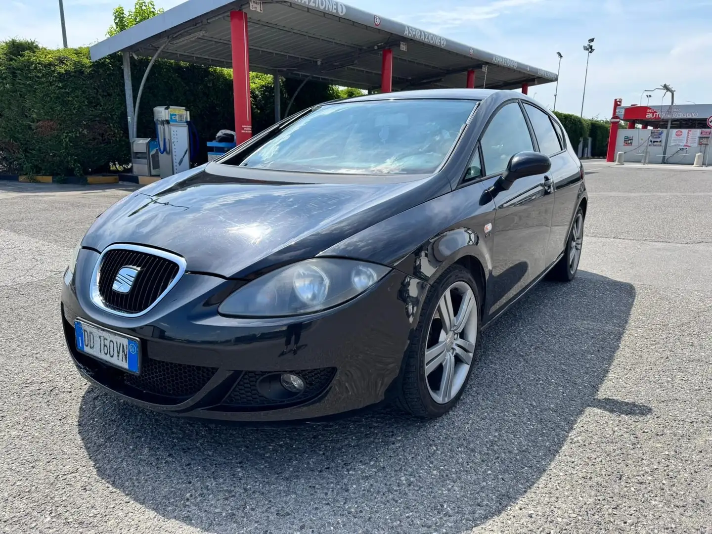 SEAT Leon 2.0 tdi Style (stylance) dsg dpf - 1