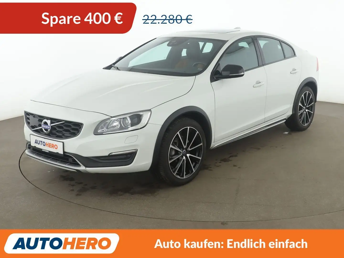 Volvo S60 Cross Country 2.4 D4 Summum AWD Aut.*NAVI*BI-XENON*ACC*CAM*PDC* Weiß - 1