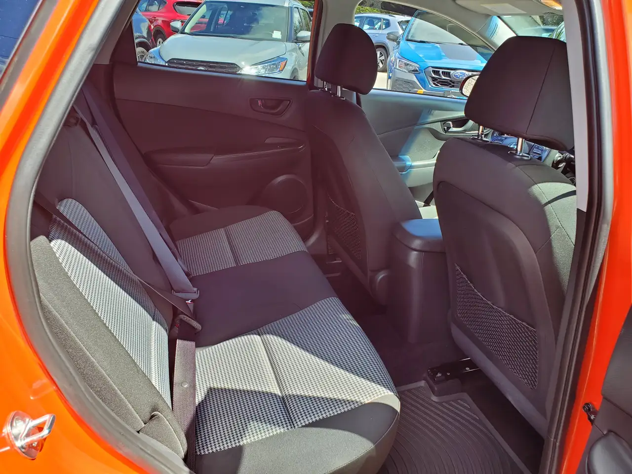 Hyundai KONA снимка Hyundai KONA
