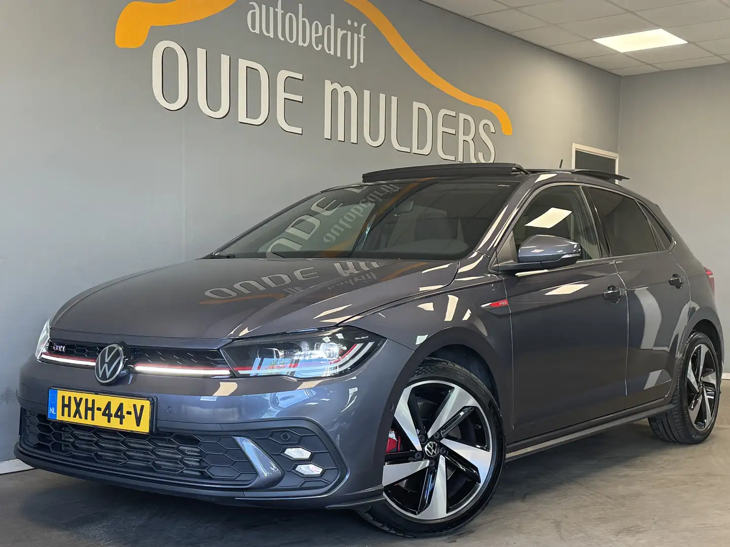 Volkswagen Polo GTI 2.0 TSI Stoelverwarming/Panoramadak/ACC Gris - 1