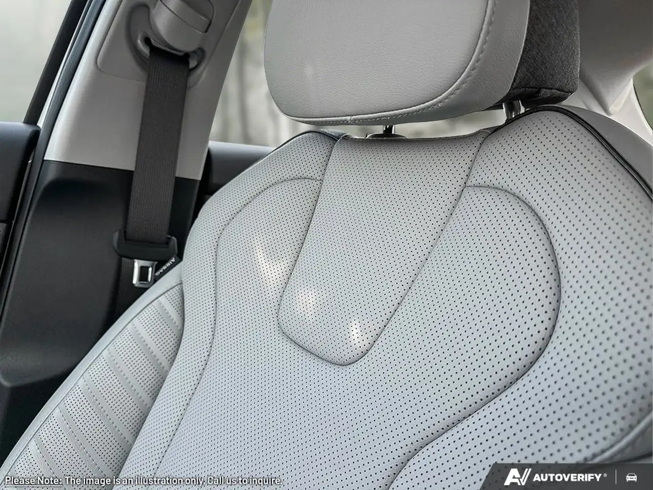 Hyundai ELANTRA photo Hyundai ELANTRA