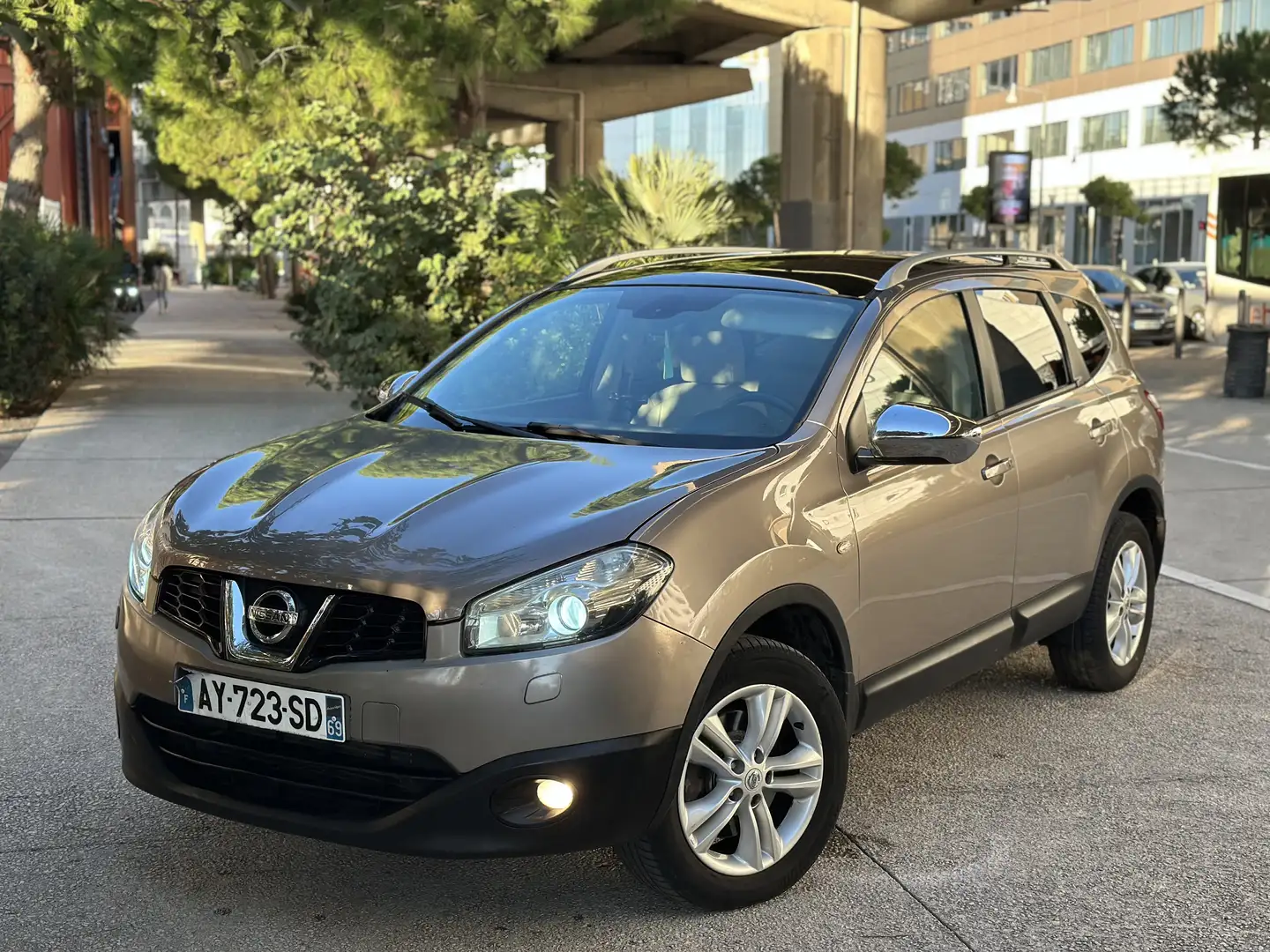 Nissan Qashqai+2 2.0 dCi 150 FAP All-Mode Connect Edition - 1