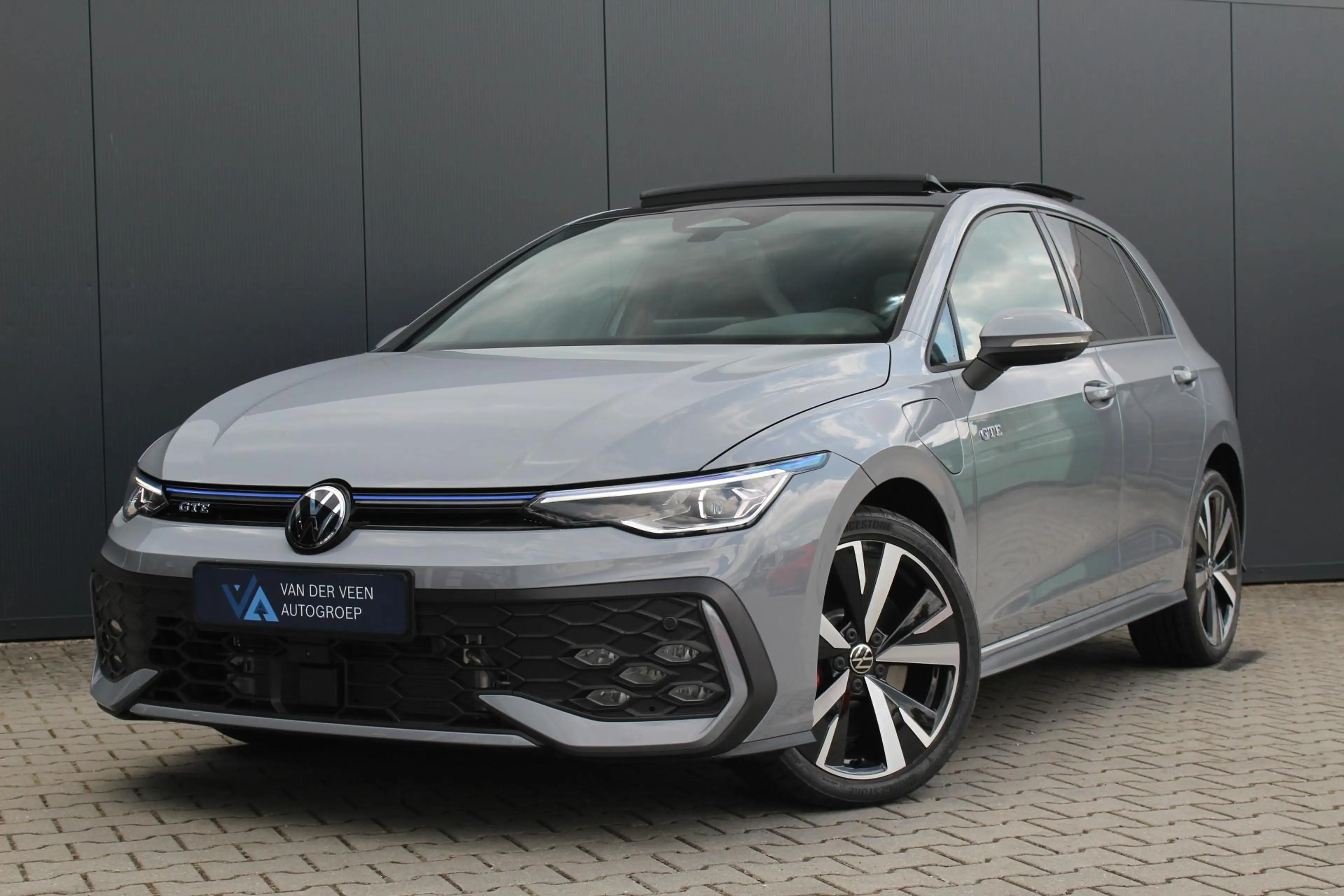 Volkswagen Golf GTE 8.5 1.5 eHybrid 272 Pk | Panorama dak | Stoel/Stuu — photo 4