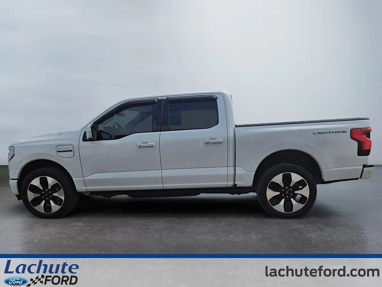Ford F 150 Lightning photo Ford F 150 Lightning