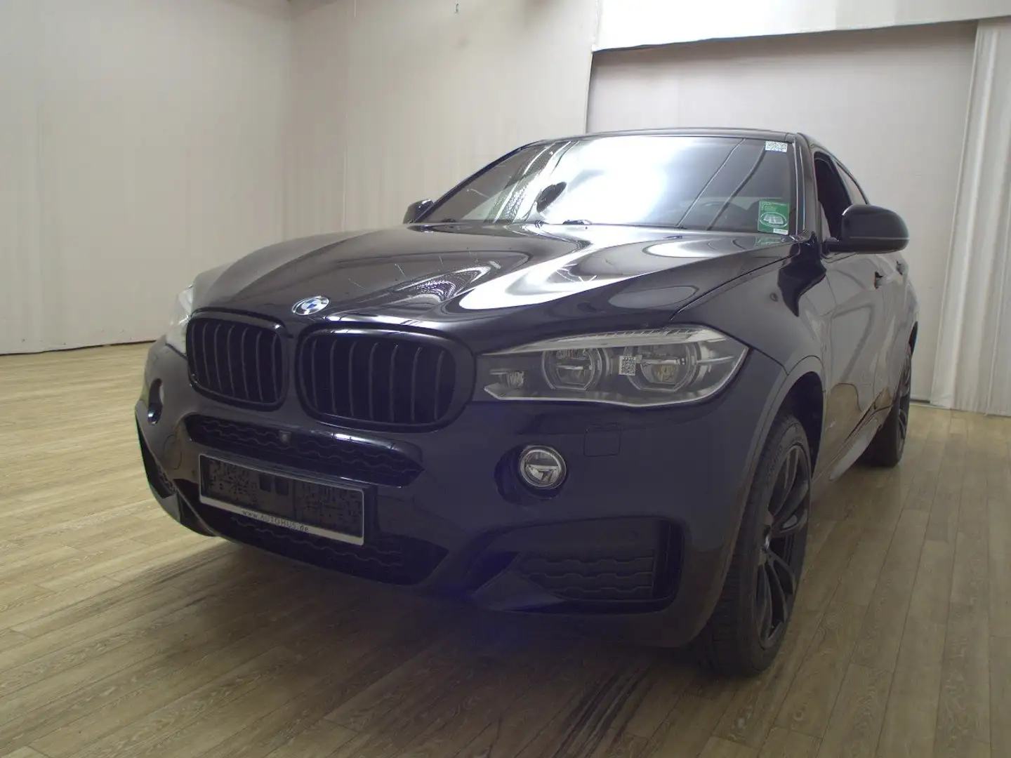 BMW X6 xDrive40d M-Sport HuD Navi GSD H-K LED+ RFK Schwarz - 2