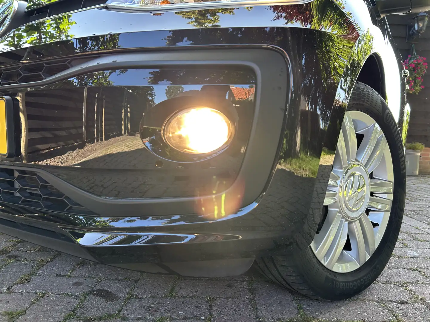 Volkswagen up! 1.0 BMT HIGHLINE nwe APK | NAP | Airco | Bluetooth Zwart - 2