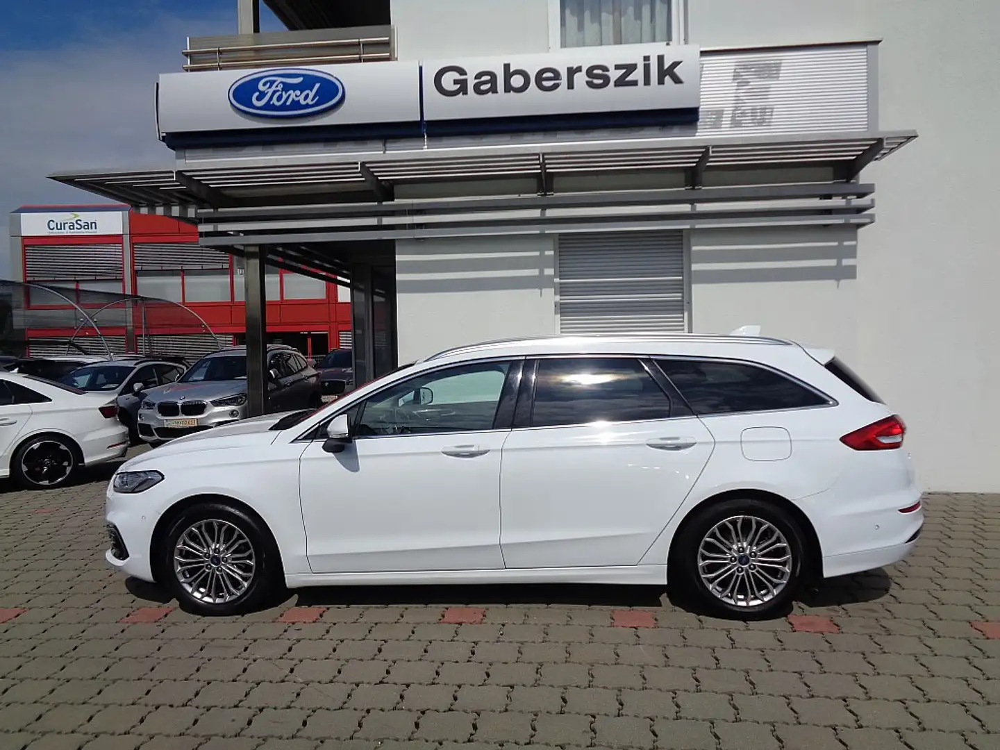 Ford Mondeo Traveller Titanium 2,0 Hybrid Aut. Weiß - 2