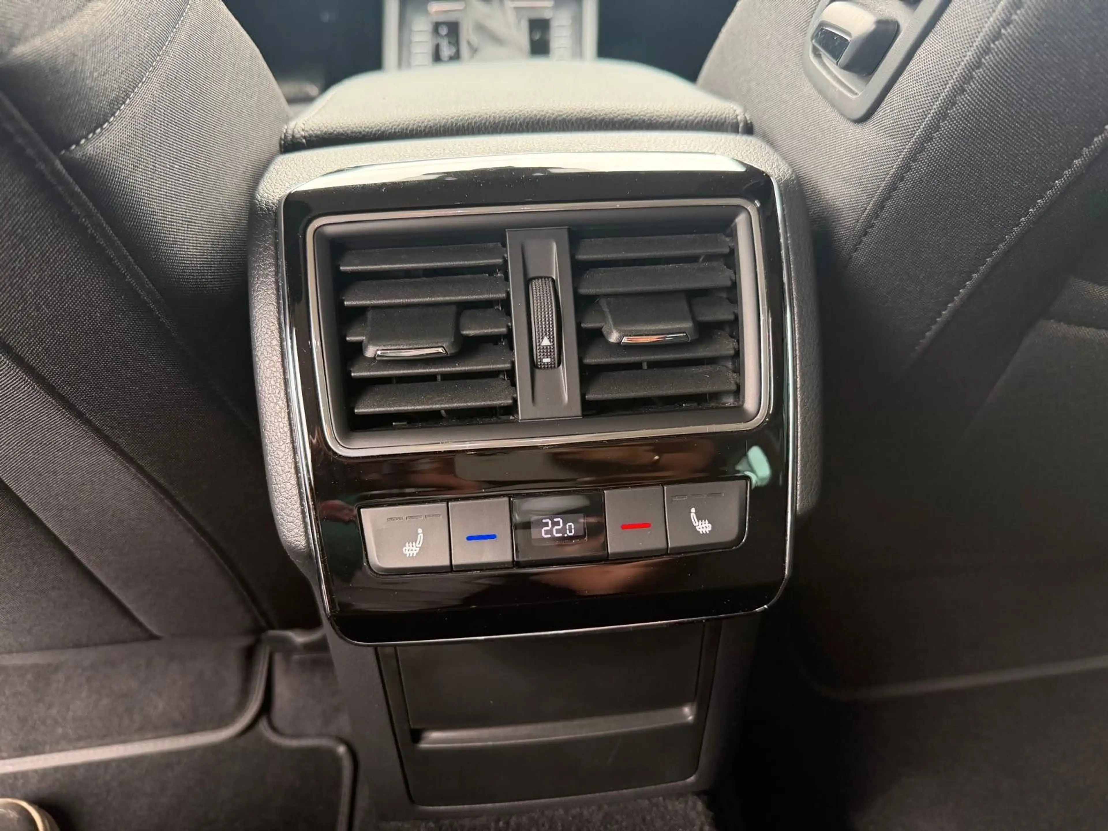 Skoda Superb Combi Style — photo 15