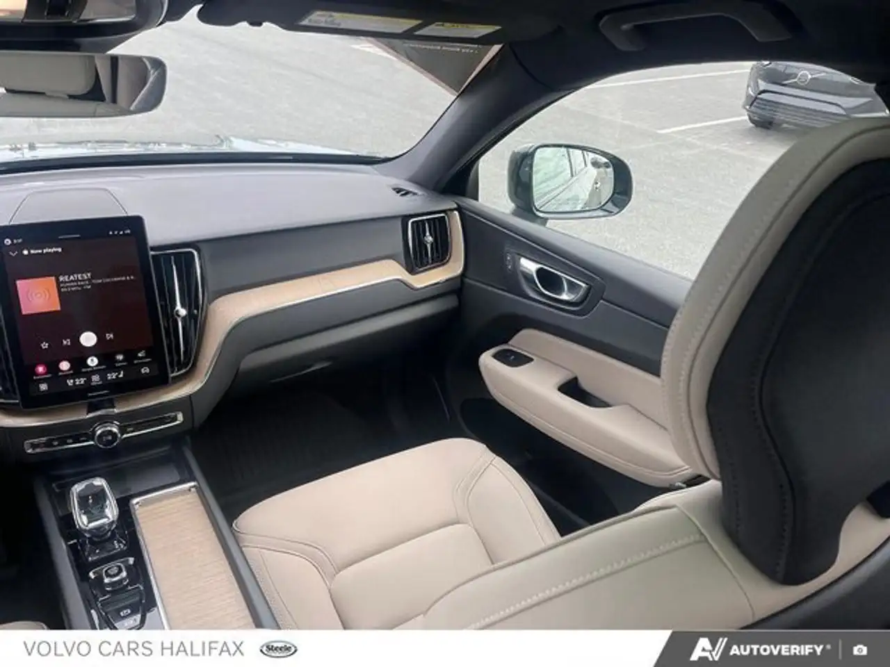 Volvo XC60 снимка Volvo XC60