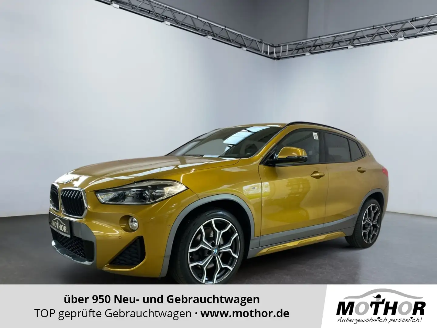 BMW X2 M-Sport sDrive20i Automatik NAVI LM SHZ DAB Gold - 1