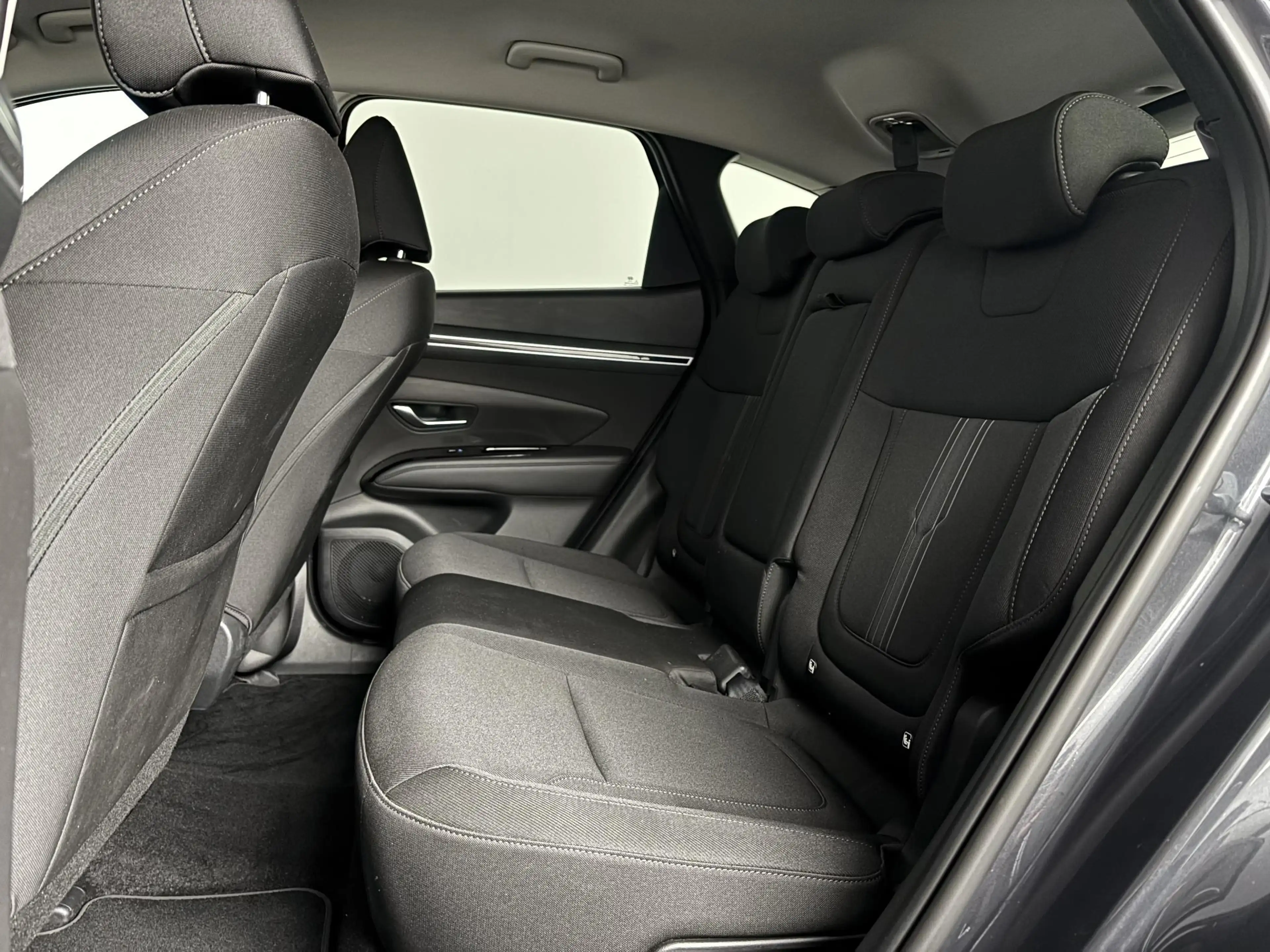 Hyundai TUCSON 1.6 T-GDI PHEV Comfort 4WD — photo 16