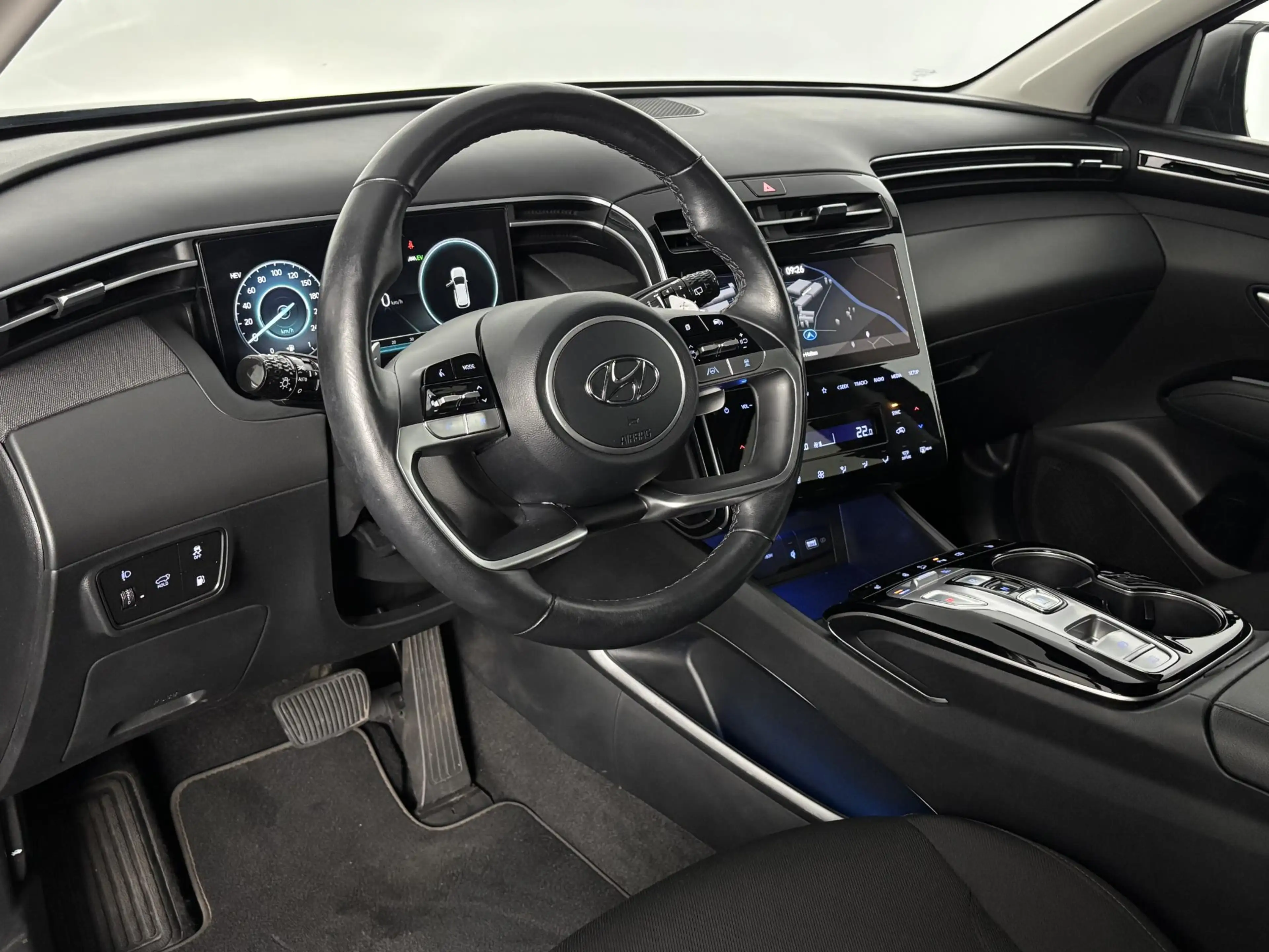 Hyundai TUCSON 1.6 T-GDI PHEV Comfort 4WD — photo 2