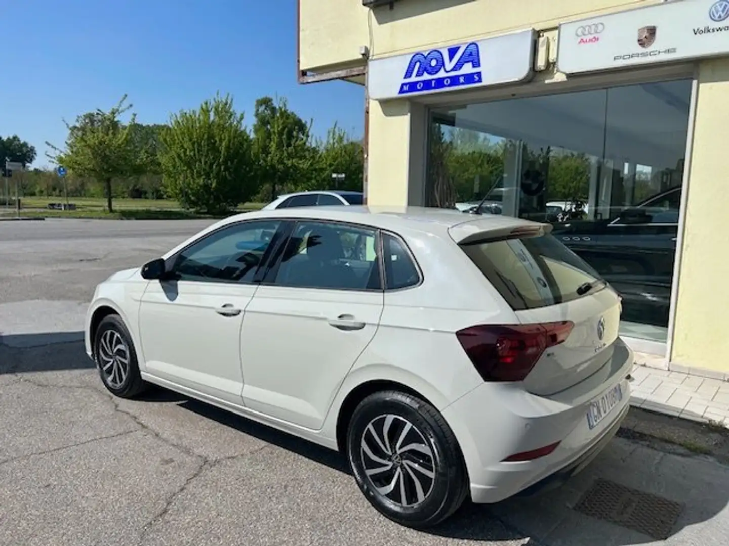Volkswagen Polo Polo 1.0 evo Life 80cv OK NEOPATENTATI Beige - 2
