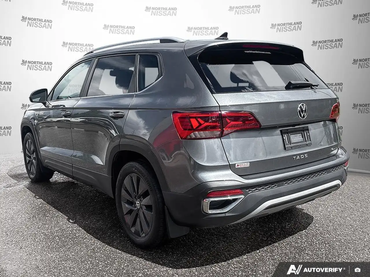 Volkswagen Taos снимка Volkswagen Taos