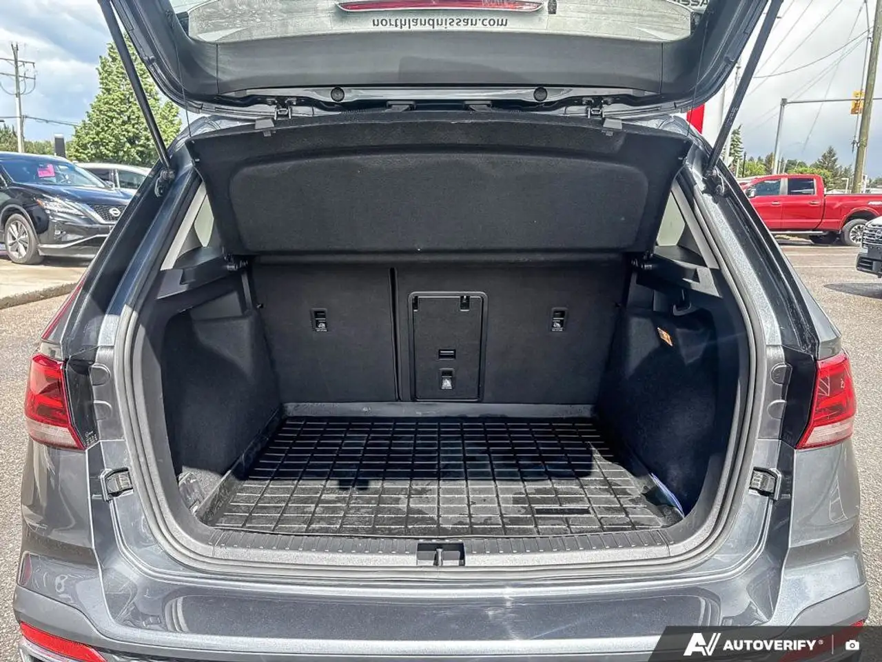 Volkswagen Taos снимка Volkswagen Taos