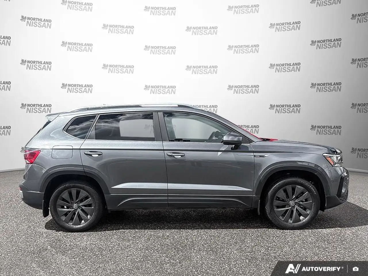Volkswagen Taos снимка Volkswagen Taos