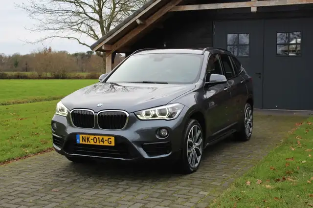 BMW X1 X1 2.0 inruilkoopje pano, sportst