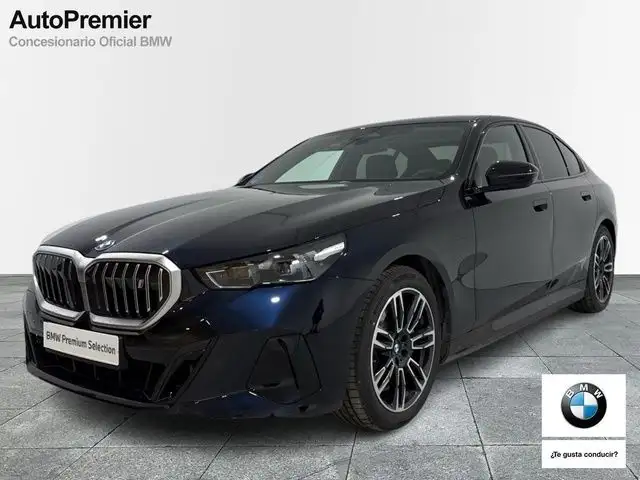 BMW i5 eDrive40