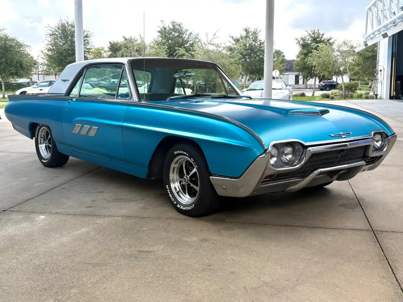 Ford Thunderbird Base, foto 7
