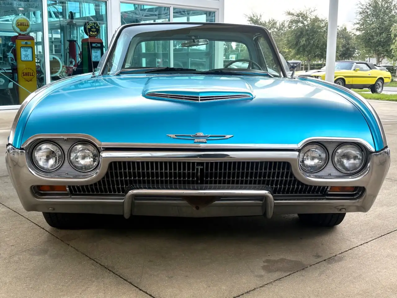 Ford Thunderbird Base, foto 6