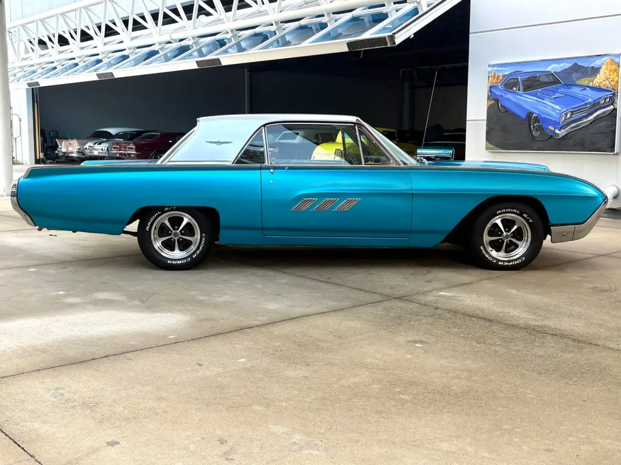 Ford Thunderbird Base, foto 3