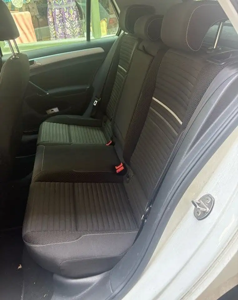 Volkswagen Golf E-Golf — photo 6
