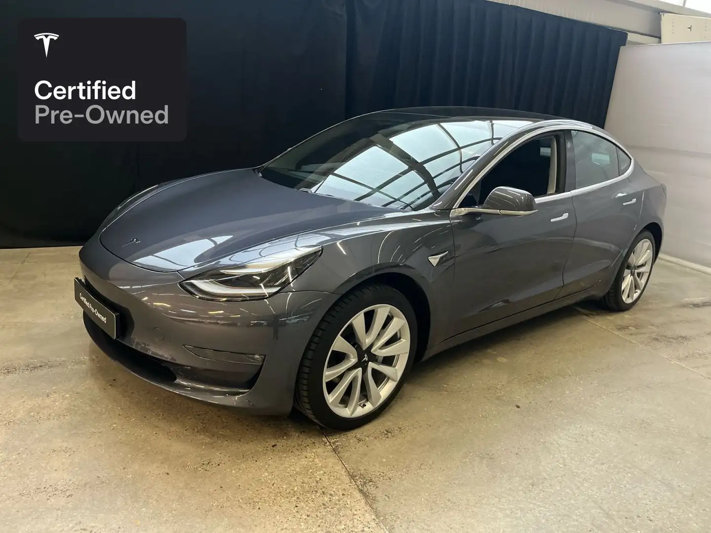 Tesla Model 3 Rear-Wheel Drive “Certified Pre-Owned” Argent - 2