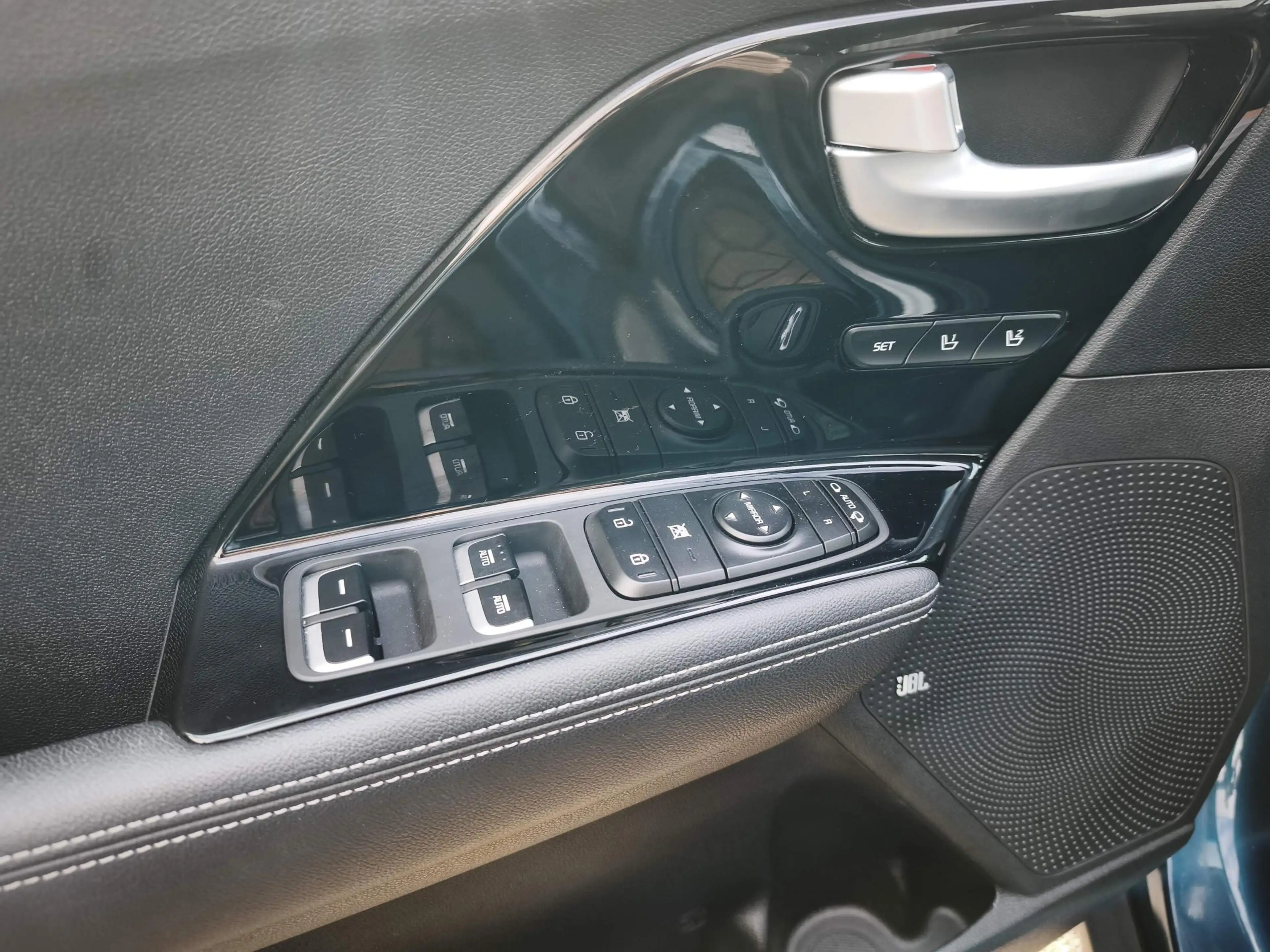 Kia Niro 1.6 GDi PHEV ExecutiveLine Plug-In Navi / Carplay — photo 21
