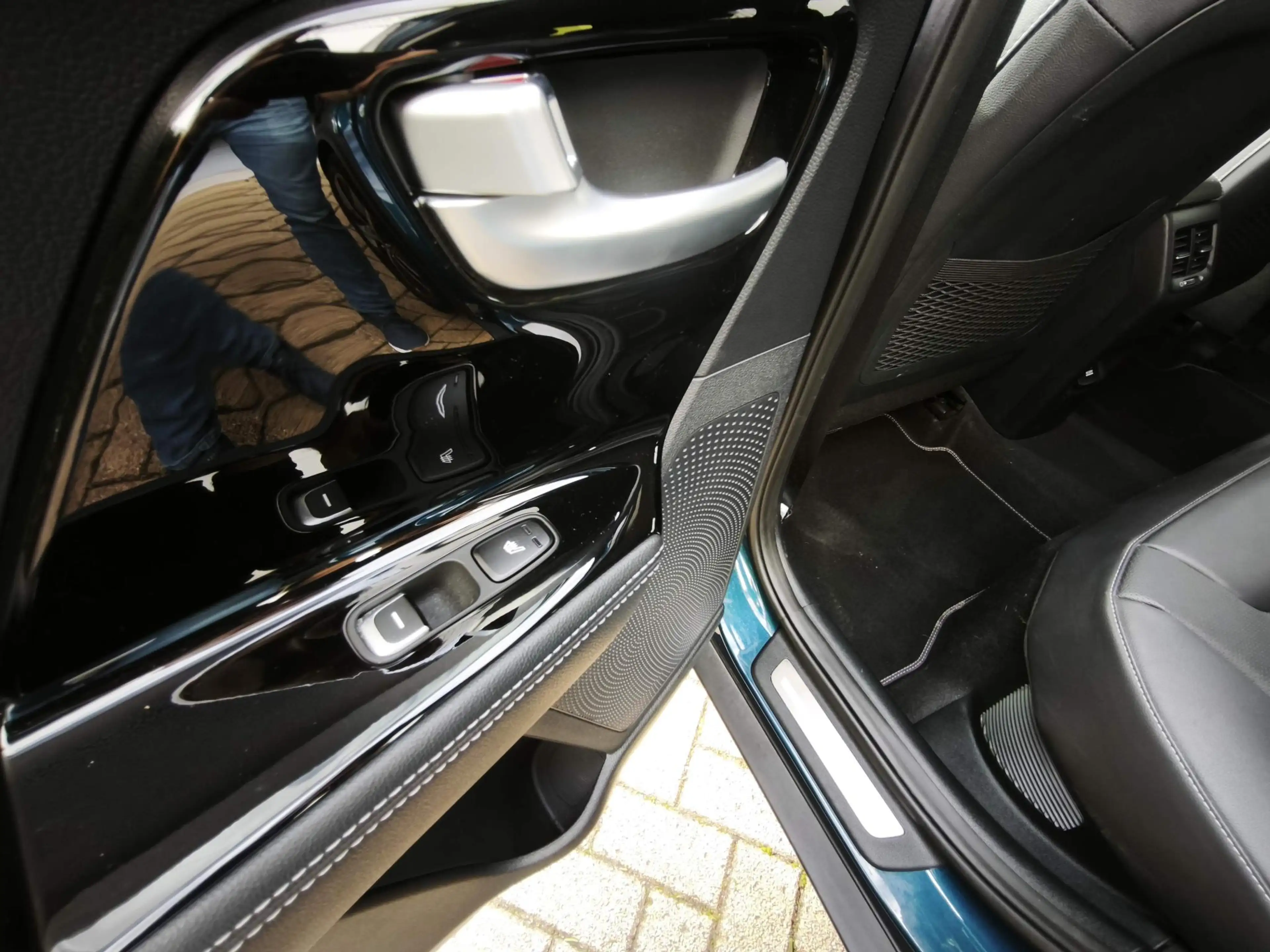Kia Niro 1.6 GDi PHEV ExecutiveLine Plug-In Navi / Carplay — photo 19