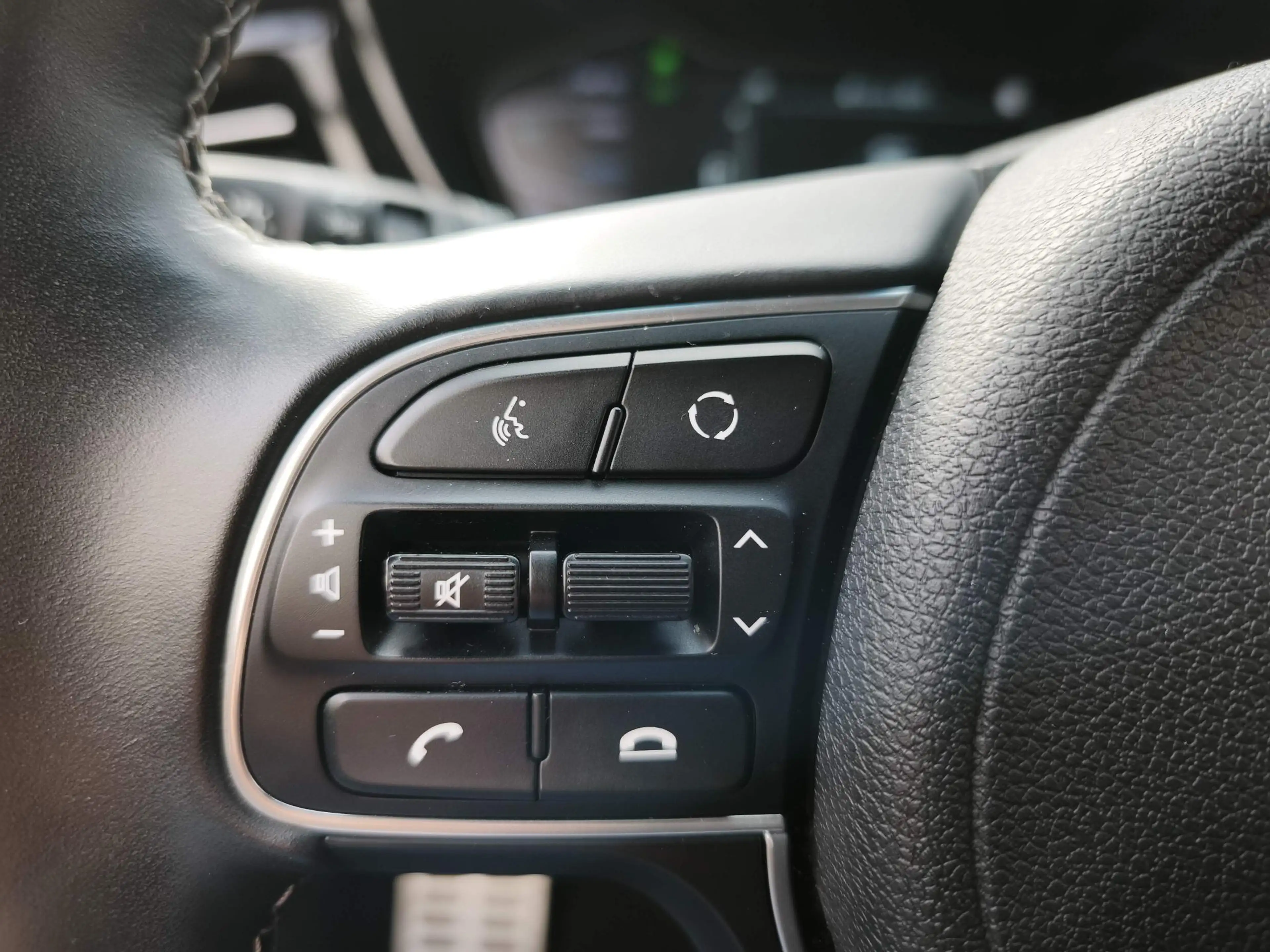 Kia Niro 1.6 GDi PHEV ExecutiveLine Plug-In Navi / Carplay — photo 32