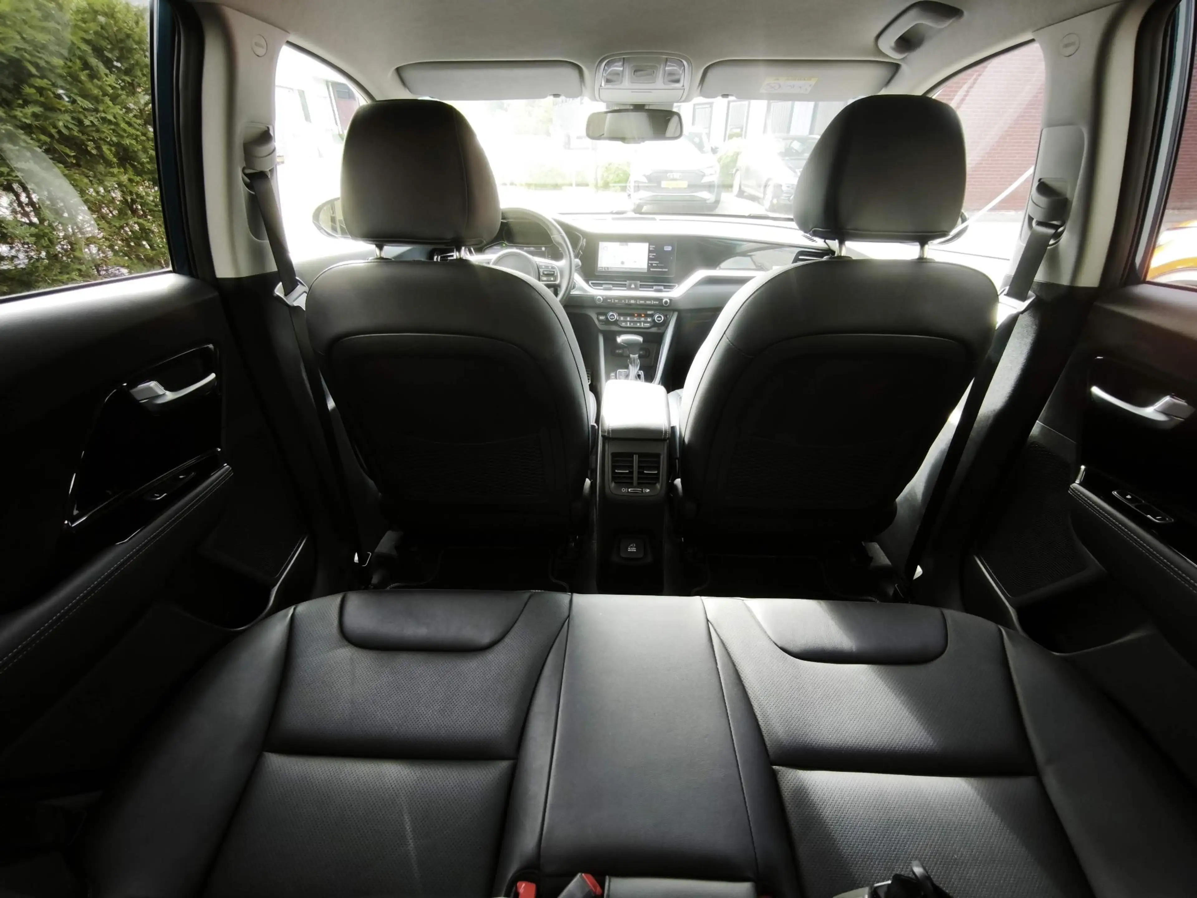 Kia Niro 1.6 GDi PHEV ExecutiveLine Plug-In Navi / Carplay — photo 18