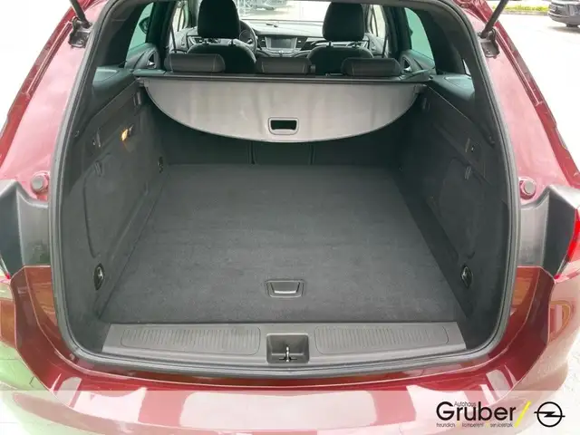 Opel Astra view 6