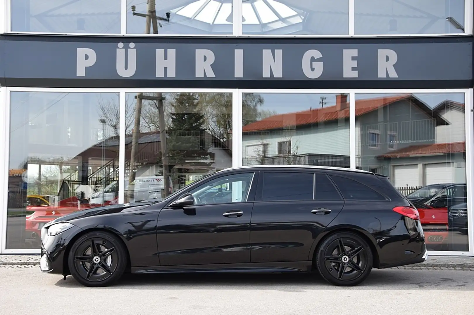 Mercedes-Benz C 220 d Aut. *AMG-Line* Schwarz - 1