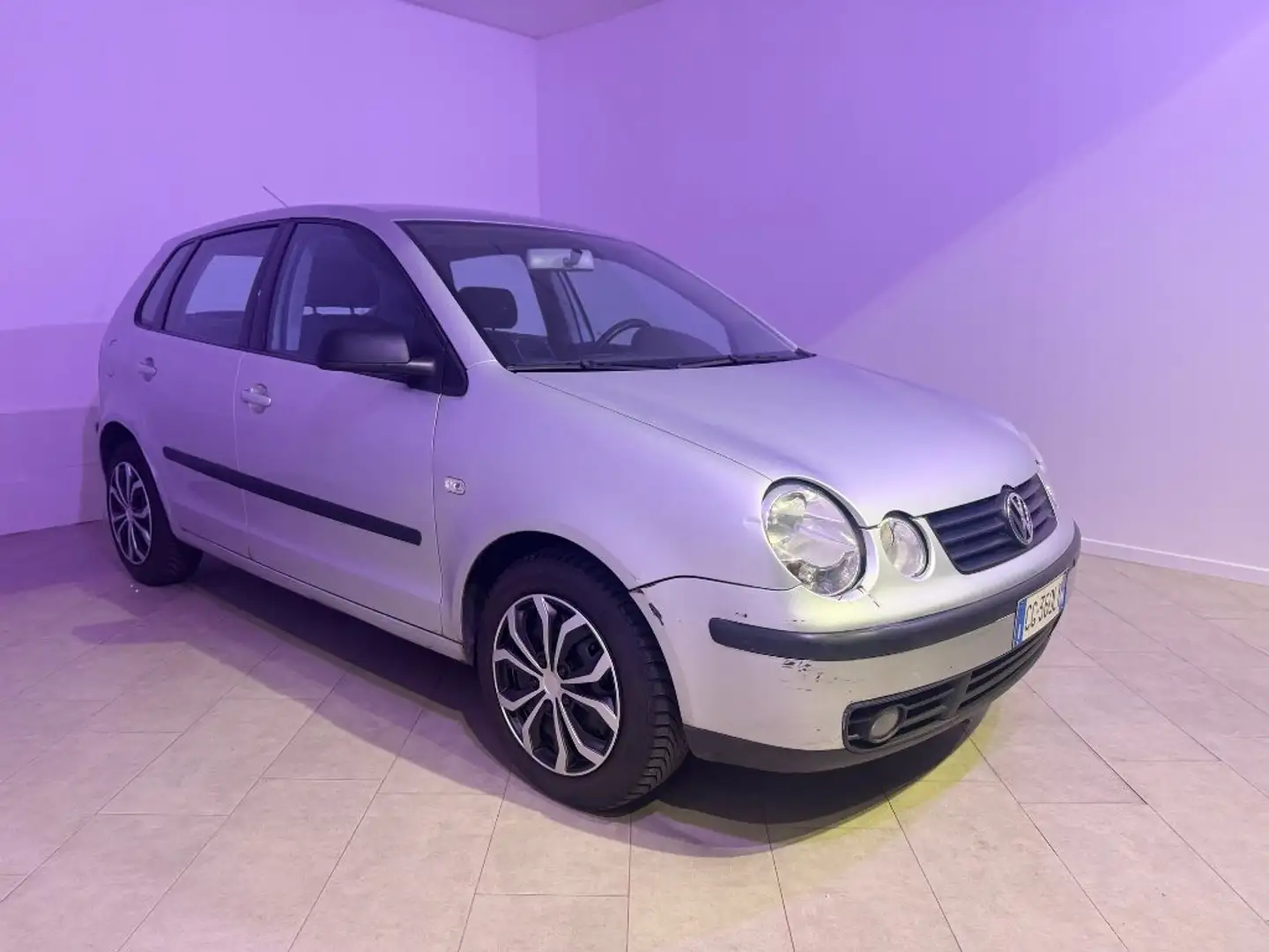 Volkswagen Polo 1.4 16V 5p. Trendline Silber - 2
