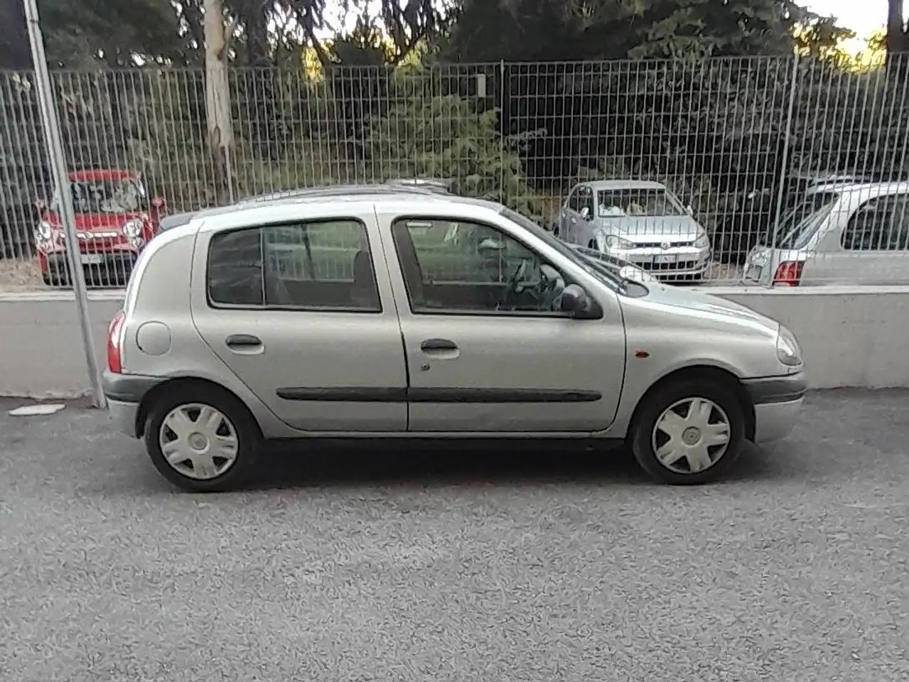 Renault Clio 5p 1.2 RT, foto 3