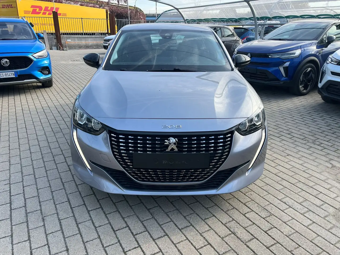 Peugeot 208 208 PureTech 100 Stop&Start 5 porte Active Grijs - 2